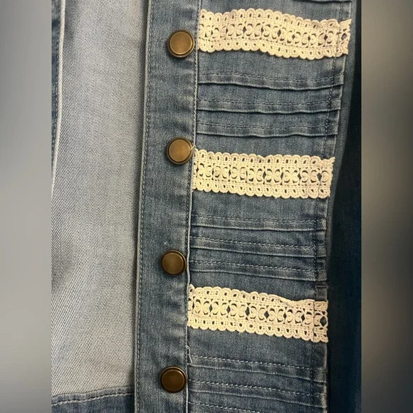 Christopher & Banks Light Blue Women's Jeans - Picture 8 of 14